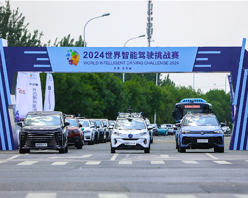 充電科技邁啟，滿電賦能智駕